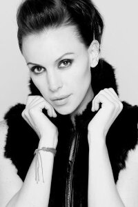 Alexandra de la Mora