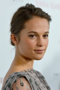 Alicia Vikander