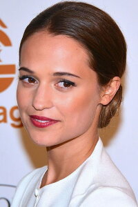 Alicia Vikander