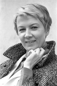 Alla Demidova