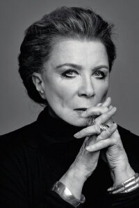 Alla Demidova