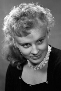 Alla Larionova