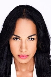 Amanda Brugel