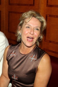 Amanda Burton