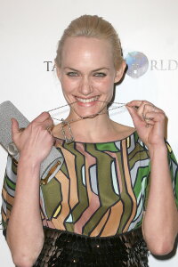 Amber Valletta