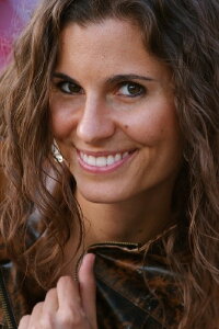 Amy Baklini