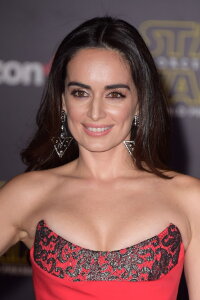 Ana de la Reguera