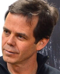 Andrés Wood