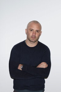 Andrew Zuckerman