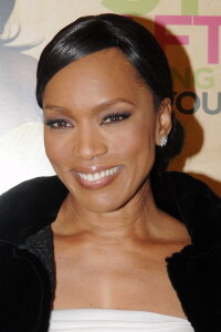 Angela Bassett