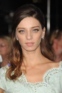 Angela Sarafyan