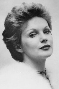 Angelika Waller