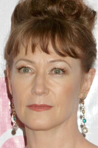 Ann Magnuson