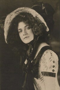 Annabelle Moore
