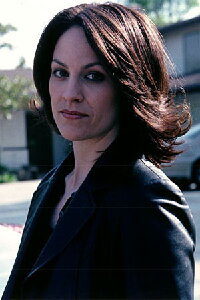 Annabeth Gish
