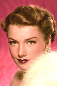 Anne Baxter