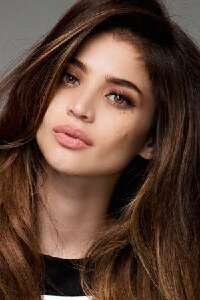 Anne Curtis