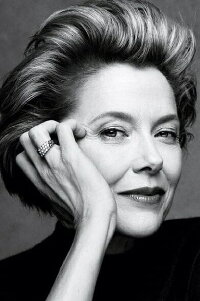 Annette Bening