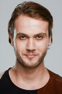 Aras Bulut İynemli