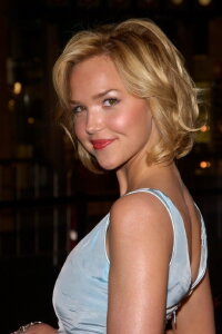 Arielle Kebbel