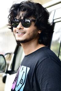 Arosh Khan
