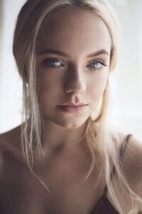 Ashley de Lange