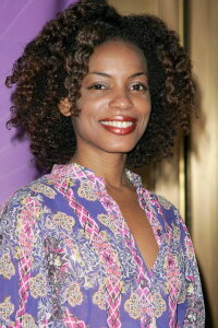 Aunjanue Ellis-Taylor