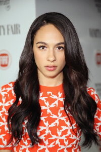 Aurora Perrineau