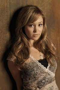 Autumn Reeser