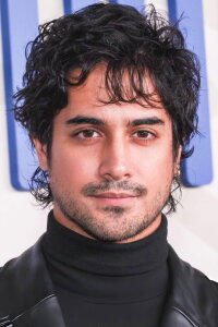 Avan Jogia