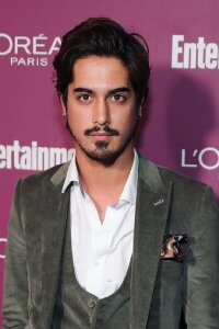 Avan Jogia