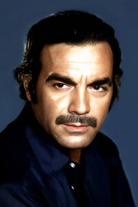 Ayhan Işık