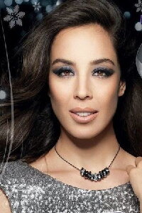 Azra Akın
