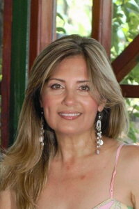 Bahar Öztan