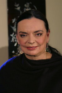 Barbara Steele