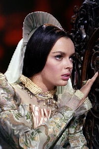 Barbara Steele