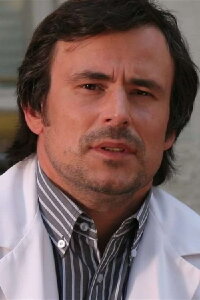 Bartosz Opania