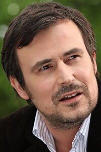 Bartosz Opania