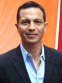 Benjamin Bratt