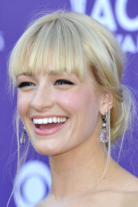 Beth Behrs