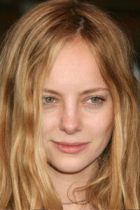 Bijou Phillips