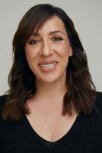 Binnur Kaya