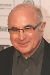 Bob Hoskins