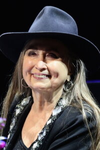 Bobbie Nelson