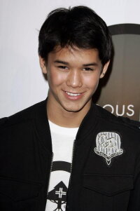 Booboo Stewart
