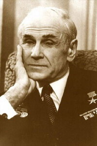 Boris Babochkin