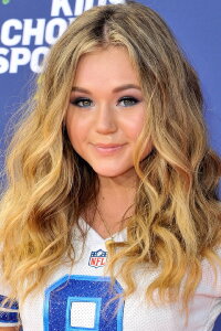 Brec Bassinger