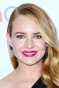 Britt Robertson
