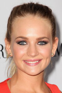 Britt Robertson