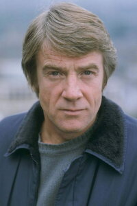Bryan Marshall